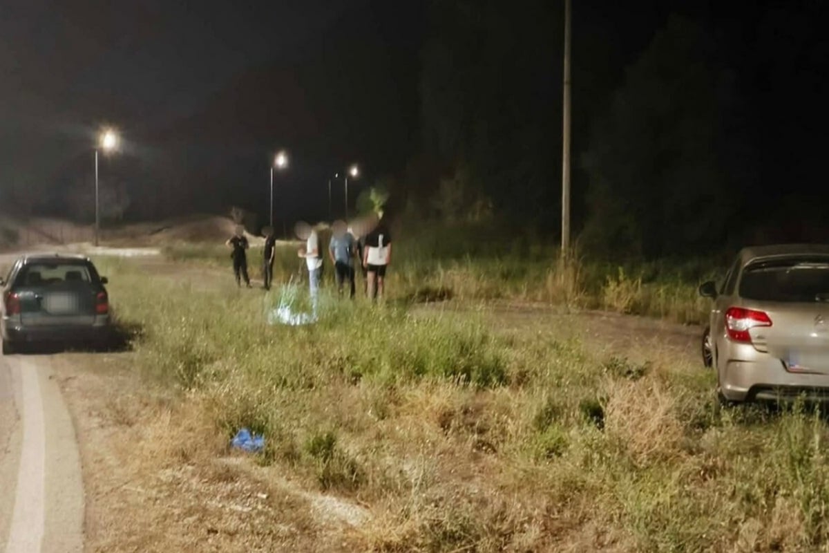 Θρίλερ στο Αγρίνιο: 70χρονος εντοπίστηκε νεκρός και χωρίς ρούχα στην άκρη του δρόμου