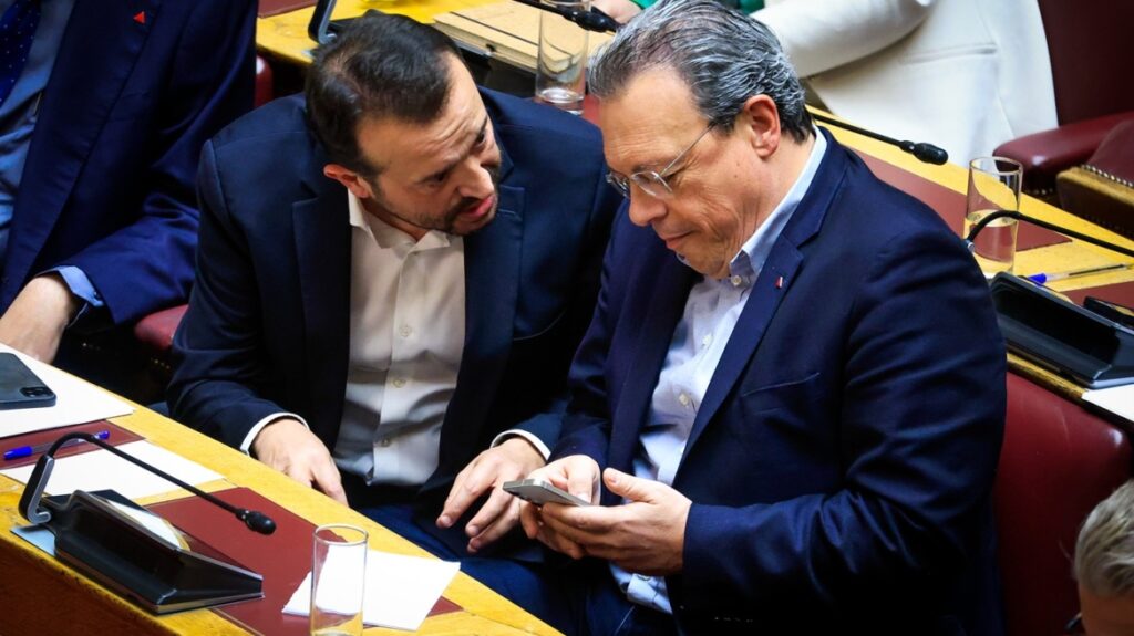 Έντονος διάλογος Παππά – Φάμελλου: “Πάρε τηλέφωνο τον Τσίπρα” – “Δεν έχει υπάρξει καμία επαφή με τον Αλέξη…”