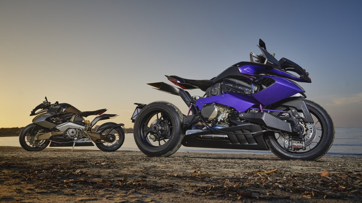 «Εξωγήινη» superbike με τεχνολογία αεροπλάνου