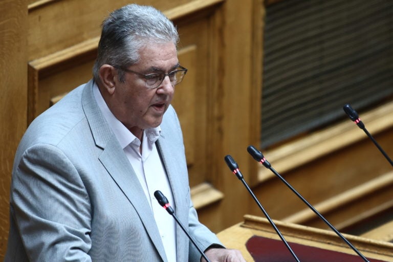 Βουλή – Κουτσούμπας: Ο λαός να αντιτάξει ένα ισχυρό μέτωπο αντεπίθεσης στις νέες θυσίες και στη σιγή νεκροταφείου που θέλουν να ενισχύσουν συνταγματικά