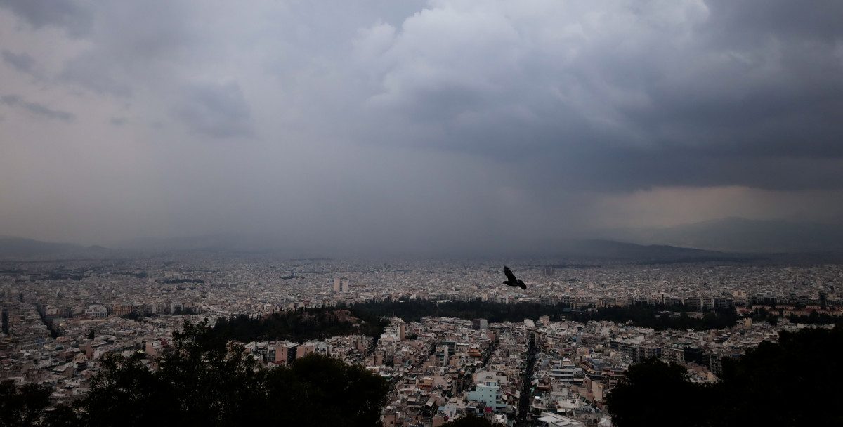 Φωτιά στο Ωραιόκαστρο / Προειδοποίηση ειδικών για το τοξικό νέφος – «Περιέχει καρκινογόνες ουσίες», πώς χρησιμοποιούμε σωστά τα κλιματιστικά