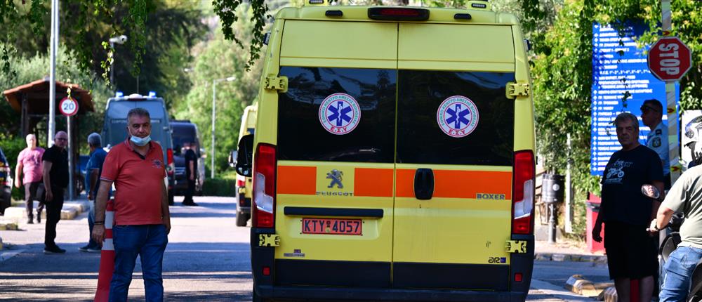 &Delta;&epsilon;&kappa;&alpha;&tau;έ&sigma;&sigma;&epsilon;&rho;&iota;&sigmaf; &alpha;&sigma;&theta;&epsilon;&nu;&epsilon;ί&sigmaf; &alpha;&pi;ό &tau;&omicron; &Delta;&alpha;&phi;&nu;ί &sigma;&tau;&omicron; &Alpha;&tau;&tau;&iota;&kappa;ό&nu; &mu;&epsilon; &alpha;&nu;&alpha;&pi;&nu;&epsilon;&upsilon;&sigma;&tau;&iota;&kappa;ά &pi;&rho;&omicron;&beta;&lambda;ή&mu;&alpha;&tau;&alpha;