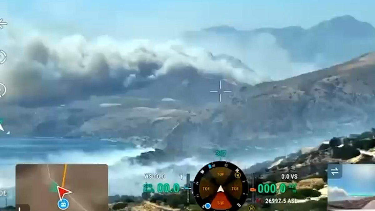 &Rho;έ&theta;&upsilon;&mu;&nu;&omicron;: &Delta;&rho;&alpha;&mu;&alpha;&tau;&iota;&kappa;ά &pi;&lambda;ά&nu;&alpha; &alpha;&pi;ό drone &mu;&epsilon; &pi;&upsilon;&kappa;&nu;&omicron;ύ&sigmaf; &kappa;&alpha;&pi;&nu;&omicron;ύ&sigmaf; &alpha;&pi;&omicron;&kappa;&alpha;&lambda;ύ&pi;&tau;&omicron;&upsilon;&nu; &tau;&omicron; &tau;&epsilon;&rho;ά&sigma;&tau;&iota;&omicron; &mu;έ&gamma;&epsilon;&theta;&omicron;&sigmaf; &tau;&eta;&sigmaf; &pi;&upsilon;&rho;&kappa;&alpha;&gamma;&iota;ά&sigmaf;