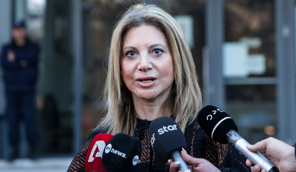 Κανείς δεν γλιτώνει από το δίδυμο Καρυστιανού-Γρατσία – Οι αποχωρήσεις, η φθορά και η σκιά του Σαμαρά