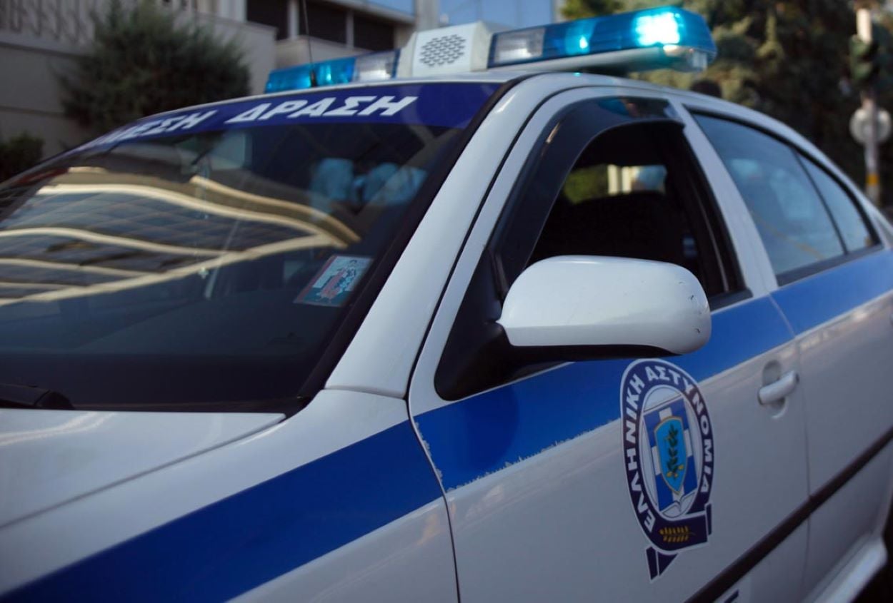 Λαμία: Ιδιοκτήτρια μίνι μάρκετ καταγγέλλει επίθεση μέσα στο κατάστημά της – «Θα άφηνα το παιδί μου ορφανό»