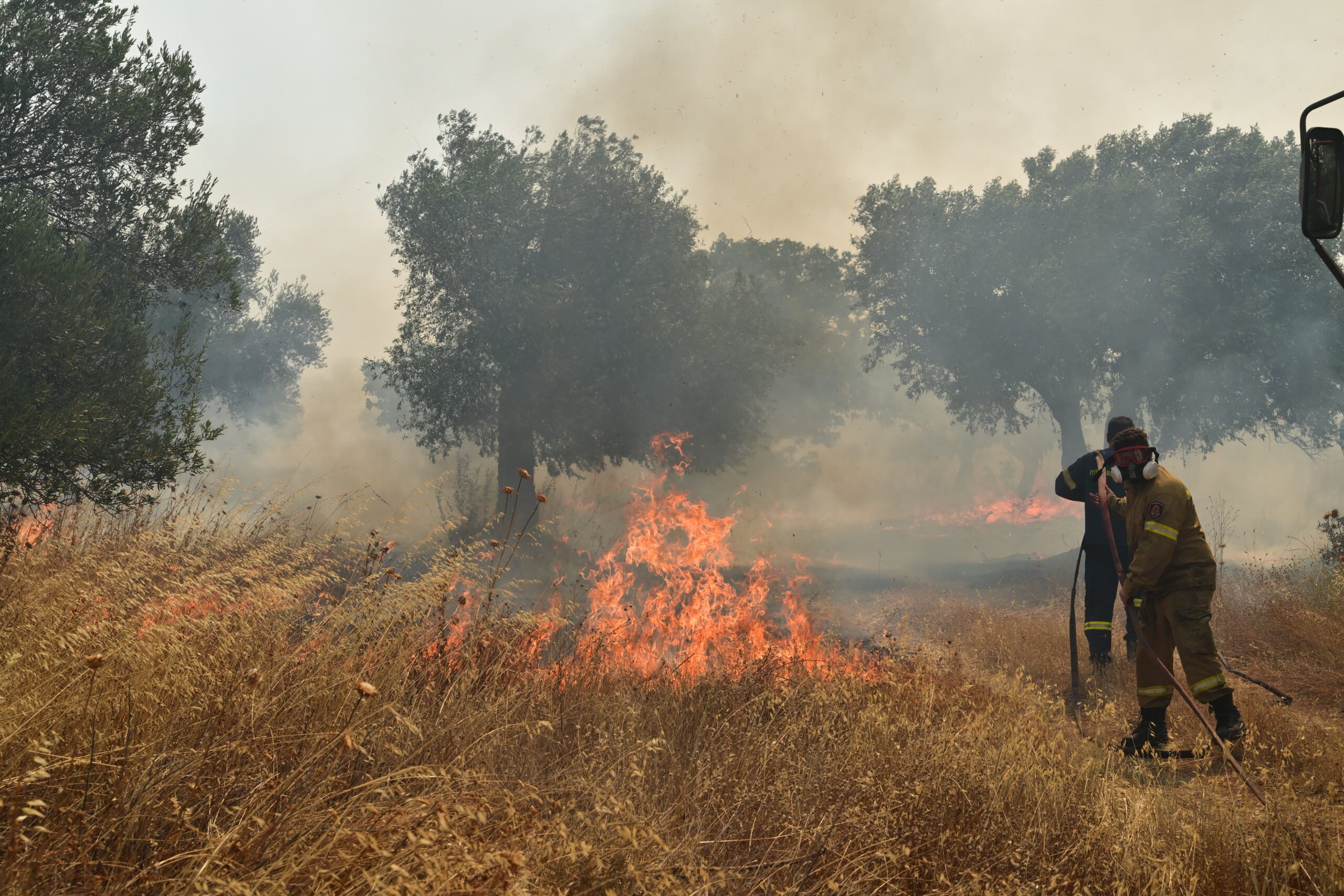 &Sigma;&tau;&omicron;&nu; &epsilon;&iota;&sigma;&alpha;&gamma;&gamma;&epsilon;&lambda;έ&alpha; &omicron;&iota; &delta;ύ&omicron; &sigma;&upsilon;&lambda;&lambda;&eta;&phi;&theta;έ&nu;&tau;&epsilon;&sigmaf; &gamma;&iota;&alpha; &tau;&eta; &mu;&epsilon;&gamma;ά&lambda;&eta; &phi;&omega;&tau;&iota;ά &pi;&omicron;&upsilon; &epsilon;&kappa;&delta;&eta;&lambda;ώ&theta;&eta;&kappa;&epsilon; &sigma;&tau;&eta; &Beta;&omicron;&iota;&omega;&tau;ί&alpha; &kappa;&alpha;&iota; &epsilon;&pi;&epsilon;&kappa;&tau;ά&theta;&eta;&kappa;&epsilon; &sigma;&tau;&eta;&nu; &Alpha;&tau;&tau;&iota;&kappa;ή